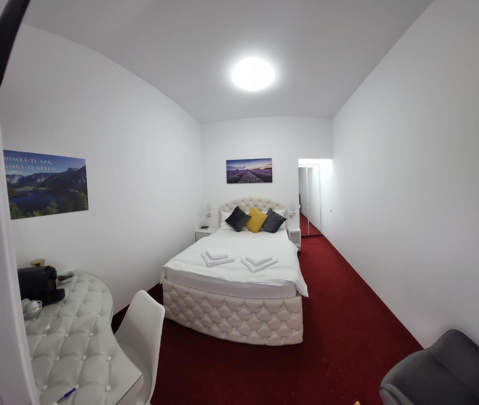 Royal Park Complex Hotel Bascov Kültér fotó